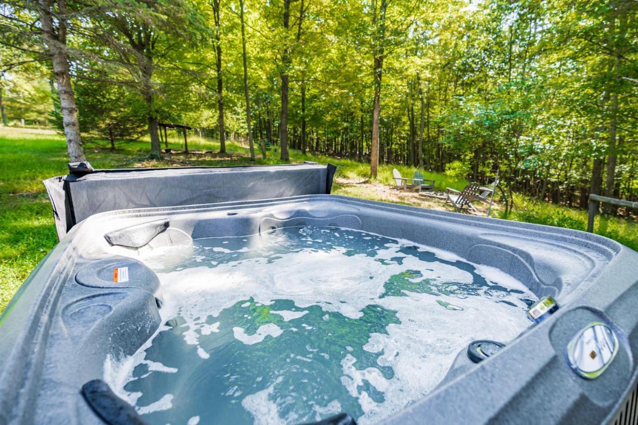 River Access Cabin With Hot Tub, Fire Pit, & Wifi! Morton Grove Экстерьер фото